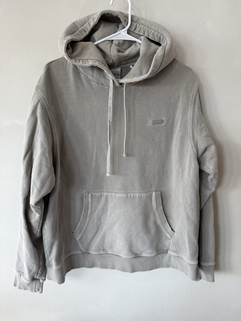 Kith Distressed Washed gray Hoodie Womens Extra Large Sweatshirt Long Sleeve